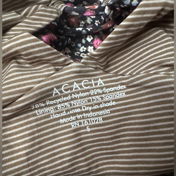 ACACIA Swimsuit - Picture 4 of 5